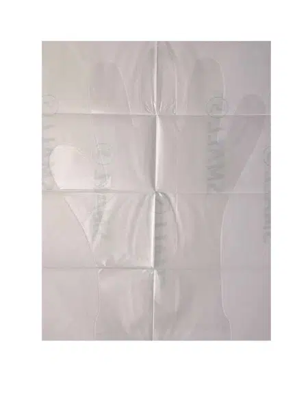 guantes de copolímero sobre papel